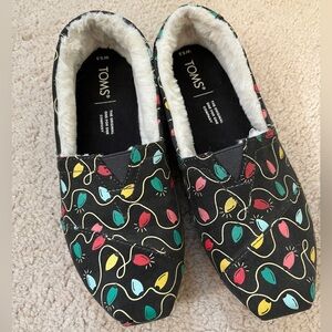 TOMS Christmas lights shearling lined shoes, Sz.5.5